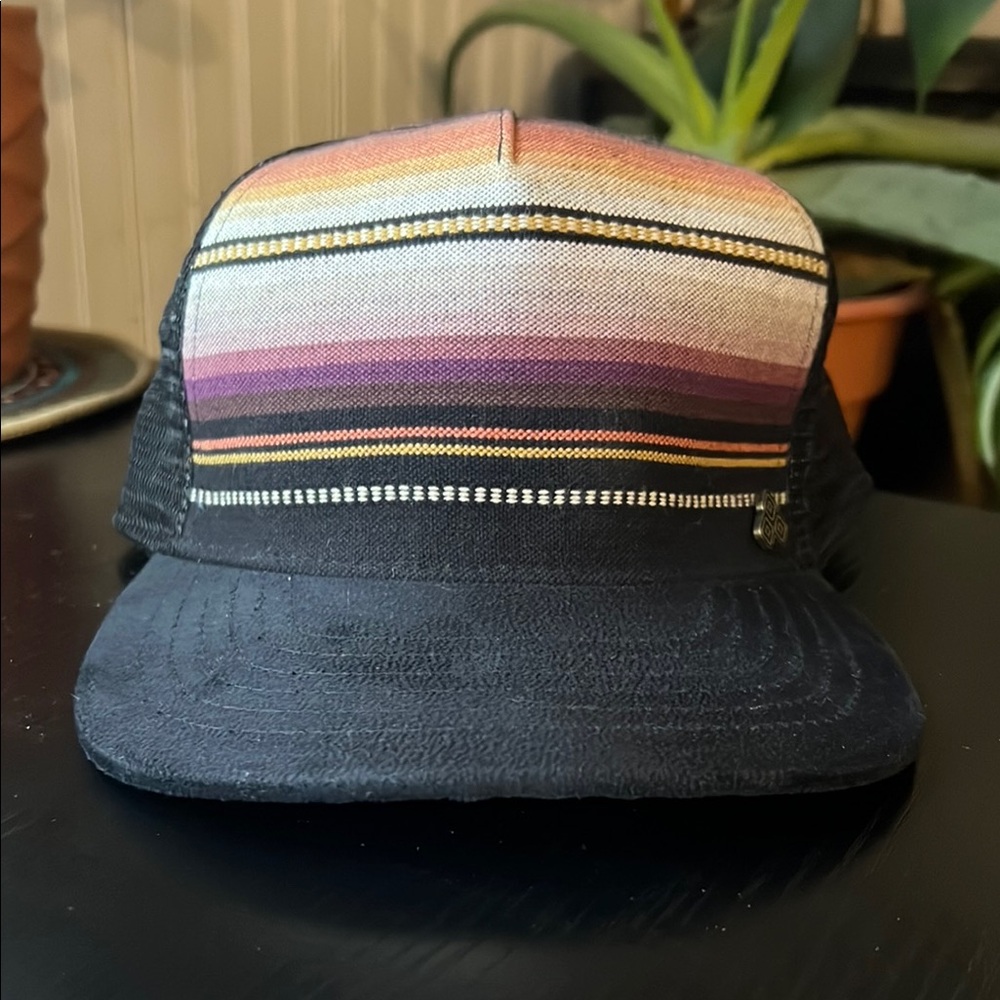 Striped Zuma multicolored Trucker Hat